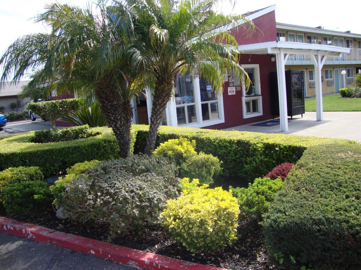 Oasis Inn Sacramento- Elk Grove ภายนอก รูปภาพ
